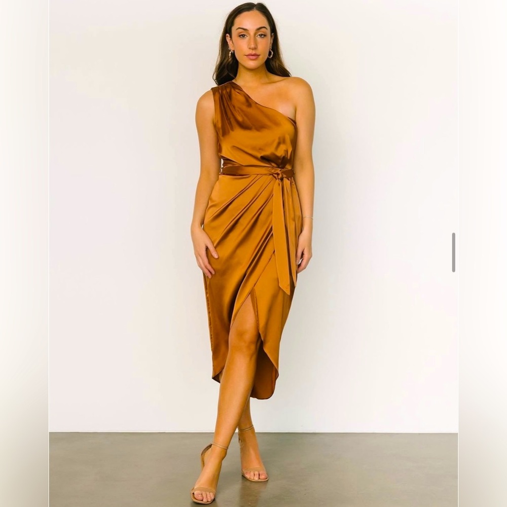 NWOT Baltic Born One Shoulder Midi Dress Copper/Amber M